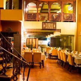 دعوت به رستوران تاج محل (ناهار/شام)