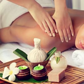 ماساژ کمپرس گیاهی مانو