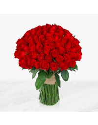 خرید اینترنتی دسته گل رز قرمز ساقه بلند | گل بازار
