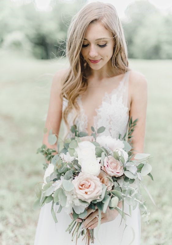 دسته گل عروس اروپایی شیک