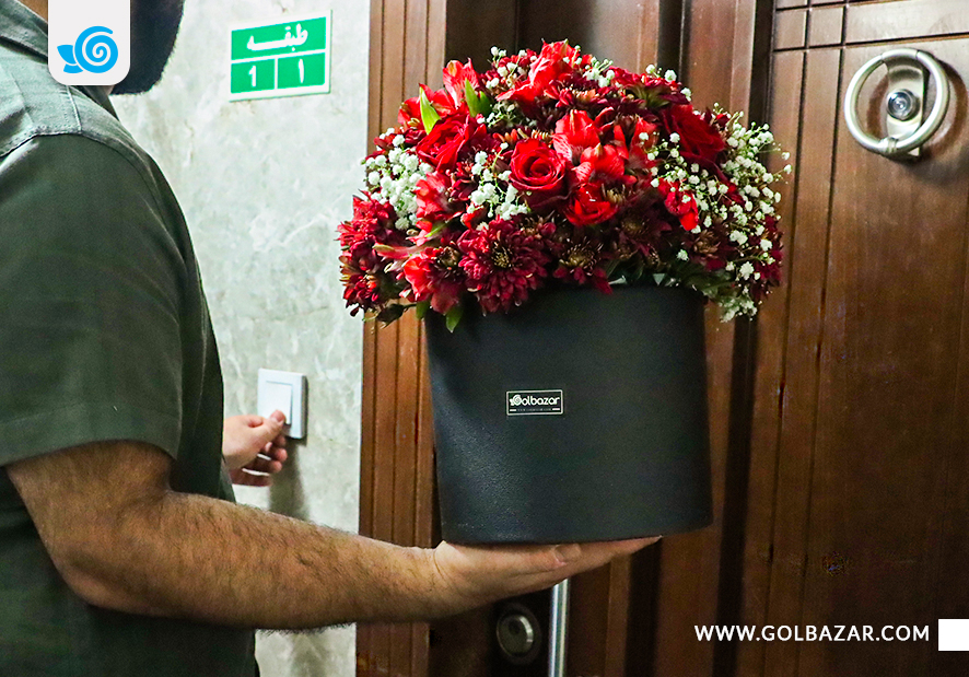 ارسال گل به محل کار