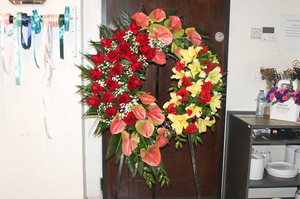 تاج گل برای تبریک 