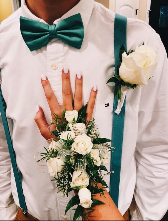 دستبند گل عروس 