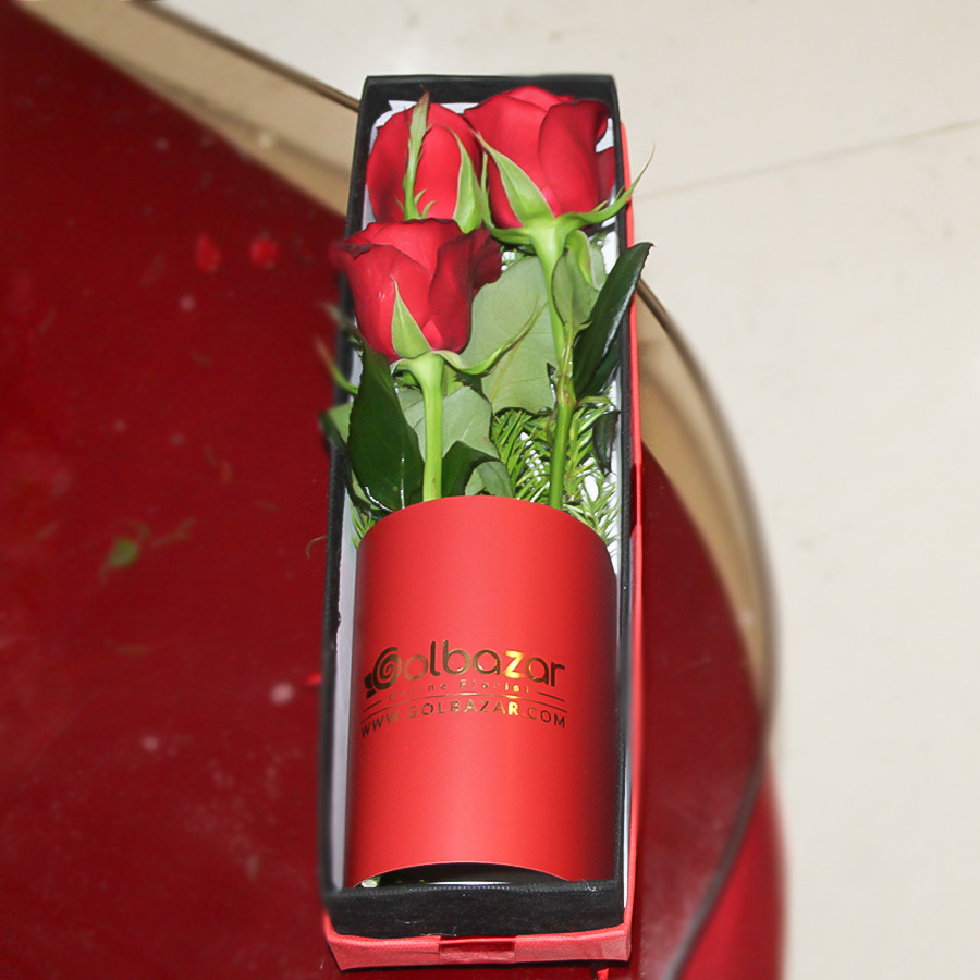 عکس نمونه ارسالی باکس گل رز‌ 3 تایی